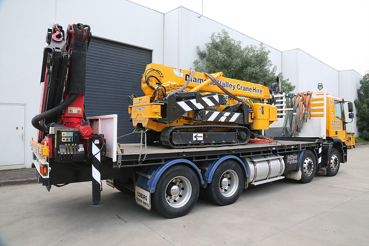crane truck hire